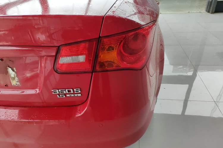 Used Roewe 350 2014 1.5L Manual Swift Edition Right Rear Taillight