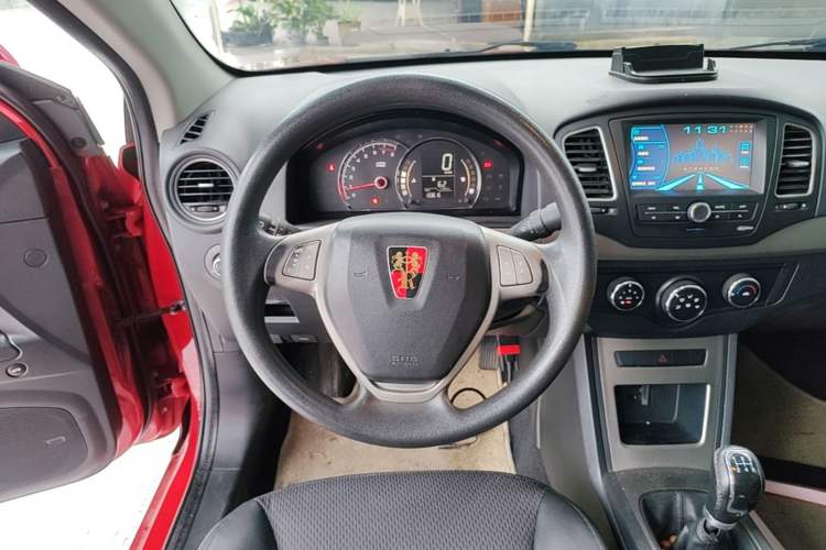 Used Roewe 350 2014 1.5L Manual Swift Edition Steering Wheel