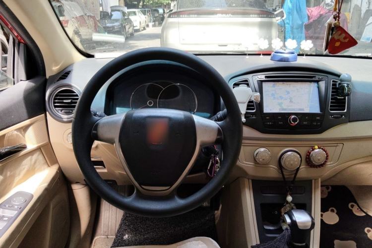 Used Roewe 350 2014 1.5L Automatic Xunda Edition Steering Wheel