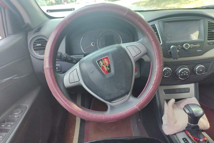 Used Roewe 350 2014 1.5L Automatic Xunyue Version Steering Wheel