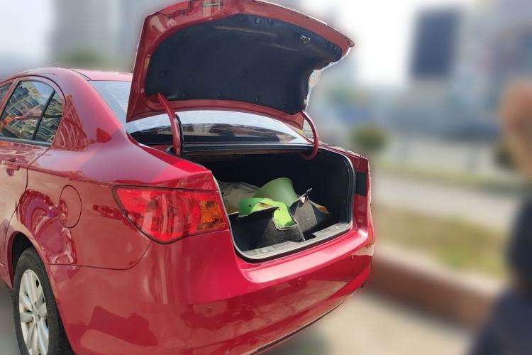 Used Roewe 350 2014 1.5L Manual Xunchi Edition Trunk