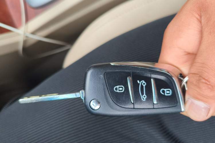 Used Roewe 350 2014 1.5L Automatic Xunyue Version Vehicle Key