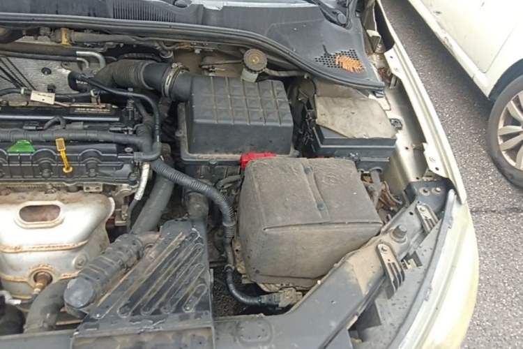 Used Roewe 350 2014 1.5L Manual Xunchi Edition Engine Bay Left