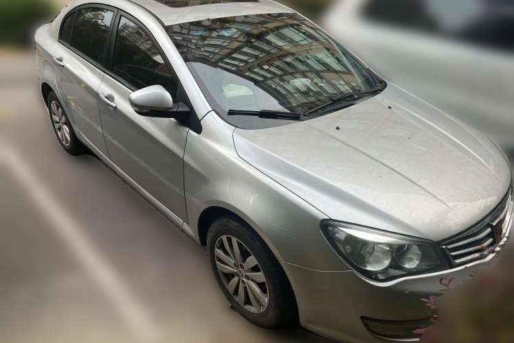 Used Roewe 350 2014 1.5L Automatic Xunyue Version Front Right 45 Deg