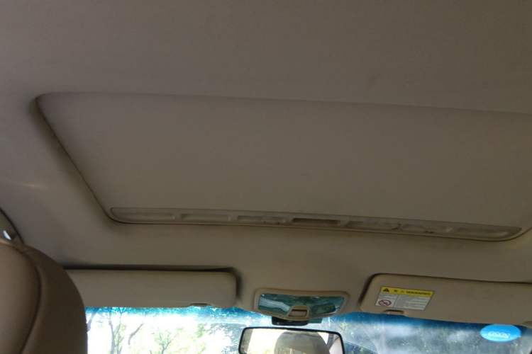 Used Roewe 350 2014 1.5L Automatic Xunyue Version Headliner
