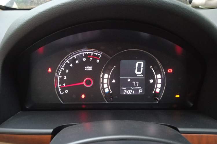 Used Roewe 350 2014 1.5L Automatic Xunyue Version Instrument Cluster