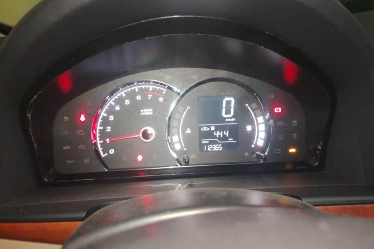 Used Roewe 350 2014 1.5L Manual Swift Edition Instrument Cluster