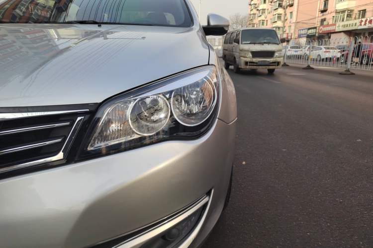Used Roewe 350 2014 1.5L Manual Xunchi Edition Left Front Headlight