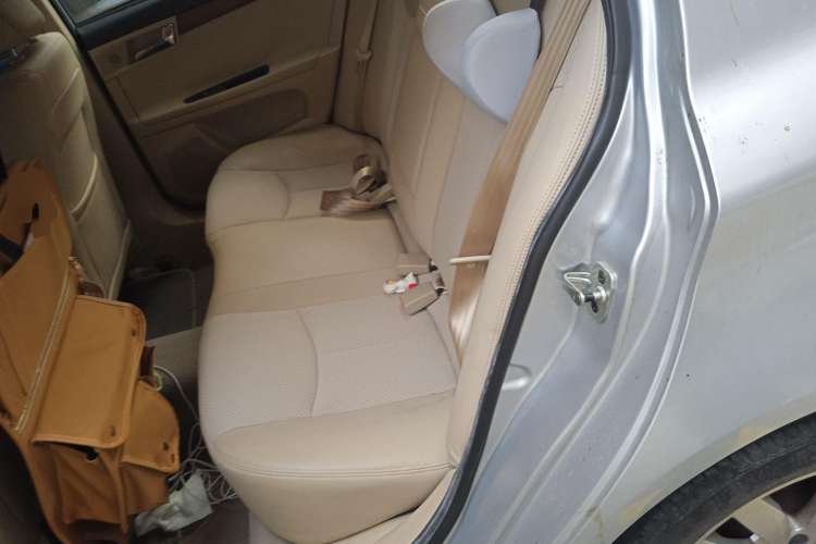Used Roewe 350 2014 1.5L Automatic Xunyue Version Left Rear Seat