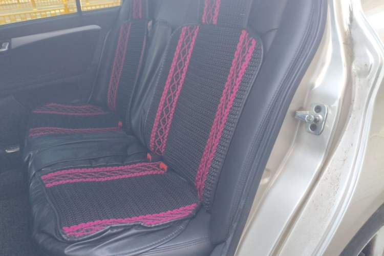 Used Roewe 350 2014 1.5L Manual Xunchi Edition Left Rear Seat