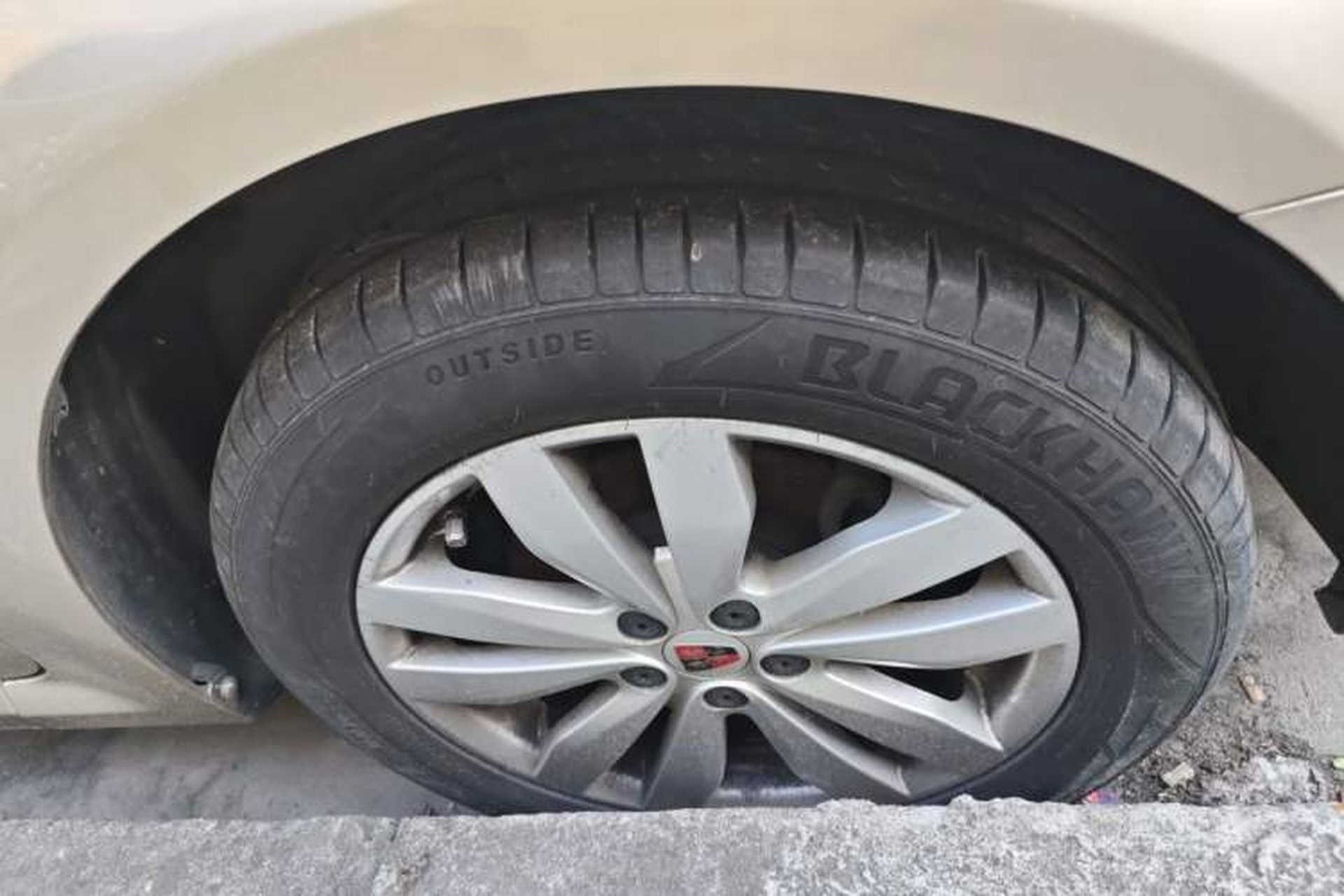 Used Roewe 350 2014 1.5L Manual Swift Edition Right Front Wheel Hub