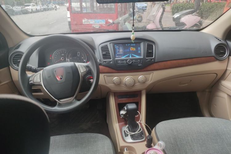 Used Roewe 350 2014 1.5L Automatic Xunyue Version Center Console