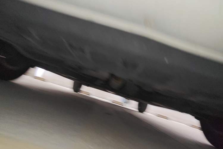 Used Roewe 350 2014 1.5L Automatic Xunda Edition Chassis Front