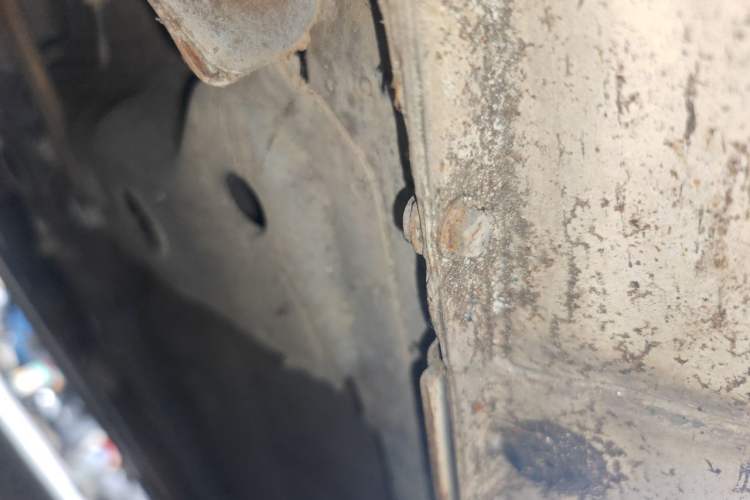 Used Roewe 350 2014 1.5L Automatic Xunda Edition Chassis Front Left