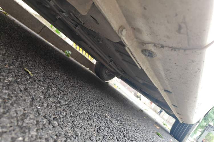 Used Roewe 350 2014 1.5L Manual Xunchi Edition Chassis Front Left