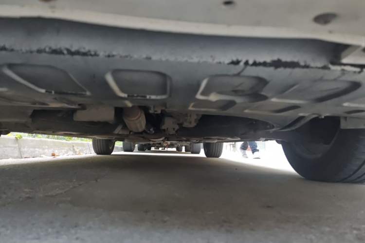 Used Roewe 350 2014 1.5L Manual Swift Edition Chassis Front