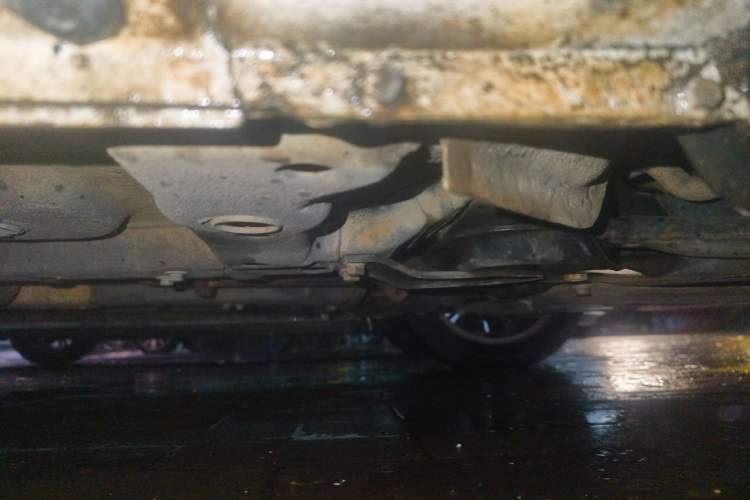 Used Roewe 350 2014 1.5L Manual Xunchi Edition Chassis Front Right