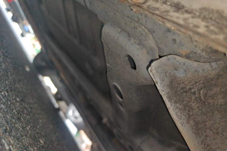 Used Roewe 350 2014 1.5L Automatic Xunda Edition Chassis Front Right