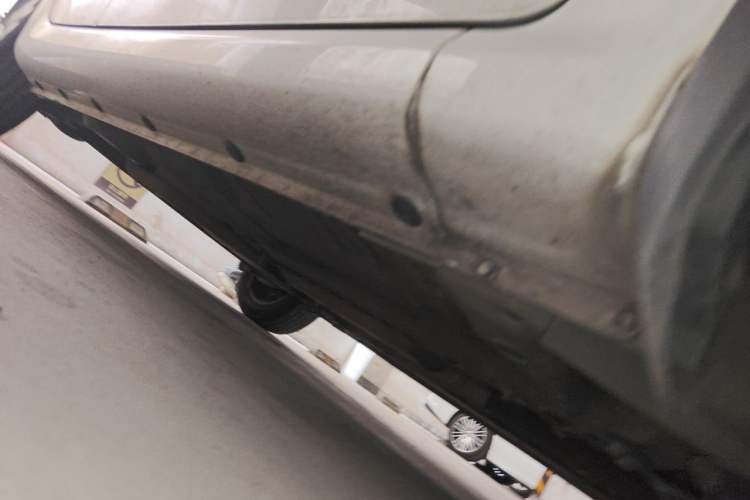 Used Roewe 350 2014 1.5L Automatic Xunda Edition Chassis Front Right