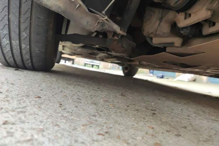 Used Roewe 350 2014 1.5L Automatic Xunda Edition Chassis Front Right