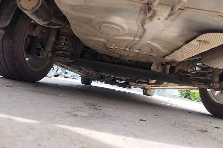Used Roewe 350 2014 1.5T Manual Jingrui Edition Chassis Rear