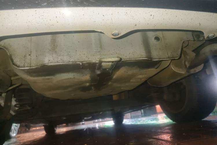 Used Roewe 350 2014 1.5L Manual Xunchi Edition Chassis Rear