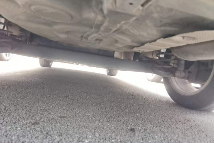 Used Roewe 350 2014 1.5L Automatic Xunyue Version Chassis Rear