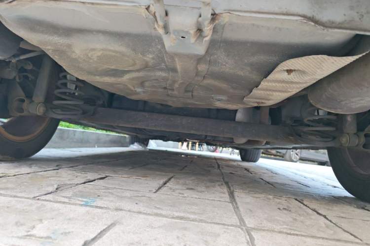 Used Roewe 350 2014 1.5L Automatic Xunyue Version Chassis Rear