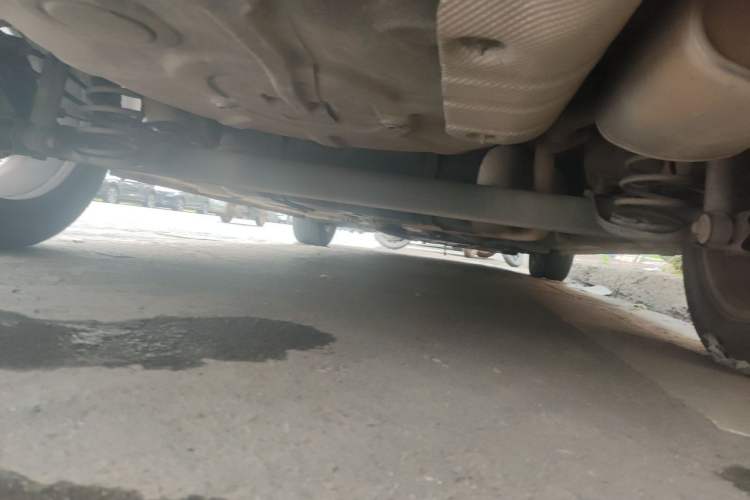 Used Roewe 350 2014 1.5L Automatic Xunyue Version Chassis Rear