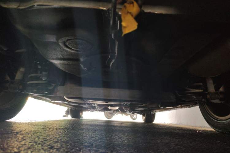 Used Roewe 350 2014 1.5L Manual Xunchi Edition Chassis Rear