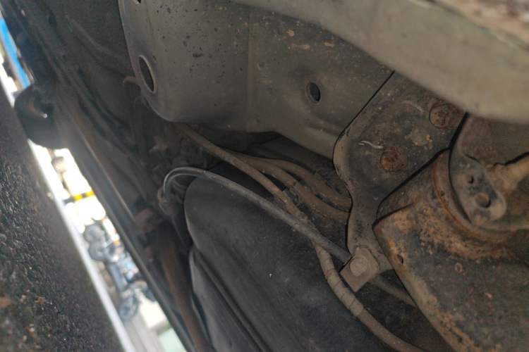 Used Roewe 350 2014 1.5L Automatic Xunda Edition Chassis Rear Left