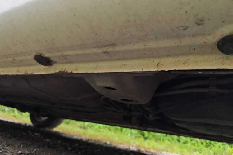 Used Roewe 350 2014 1.5L Automatic Xunda Edition Chassis Rear Left