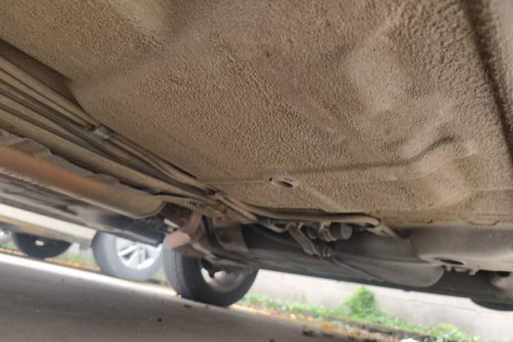 Used Roewe 350 2014 1.5L Automatic Xunda Edition Chassis Rear Left