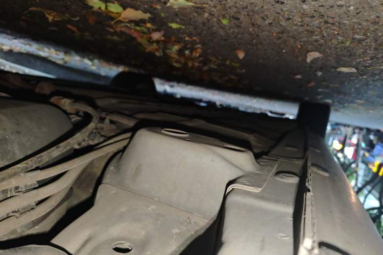 Used Roewe 350 2014 1.5L Automatic Xunyue Version Chassis Rear Left