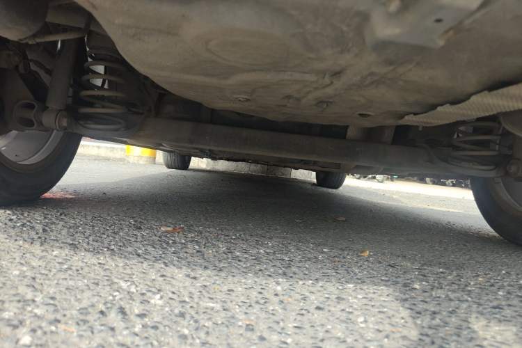 Used Roewe 350 2014 1.5L Automatic Xunyue Version Chassis Rear