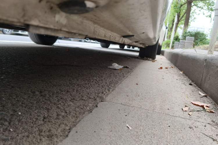 Used Roewe 350 2014 1.5L Manual Xunchi Edition Chassis Rear Right