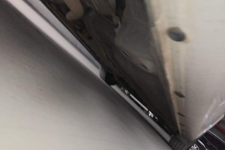 Used Roewe 350 2014 1.5L Automatic Xunda Edition Chassis Rear Right