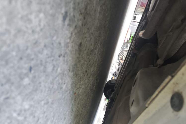 Used Roewe 350 2014 1.5L Manual Swift Edition Chassis Rear Right