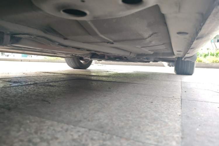 Used Roewe 350 2014 1.5L Manual Xunchi Edition Chassis Rear Right