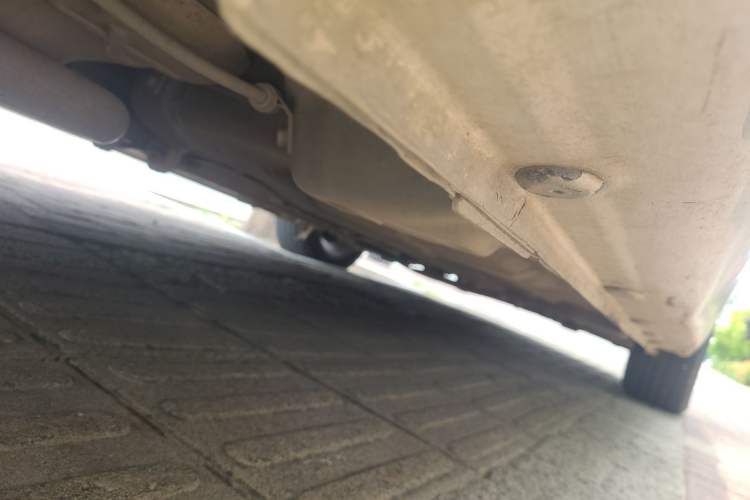 Used Roewe 350 2014 1.5L Manual Xunchi Edition Chassis Rear Right