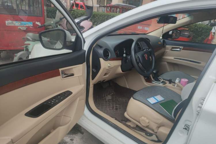 Used Roewe 350 2014 1.5L Automatic Xunyue Version Driver Seat