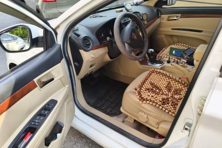 Used Roewe 350 2014 1.5L Automatic Xunyue Version Driver Seat