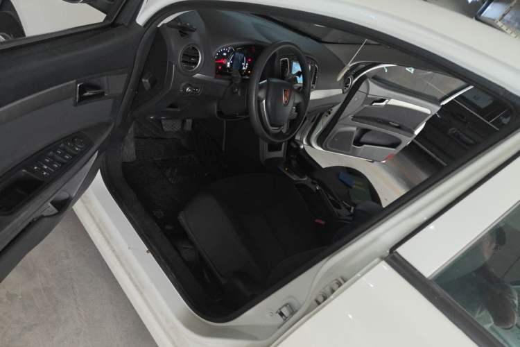 Used Roewe 350 2014 1.5L Automatic Xunda Edition Driver Seat