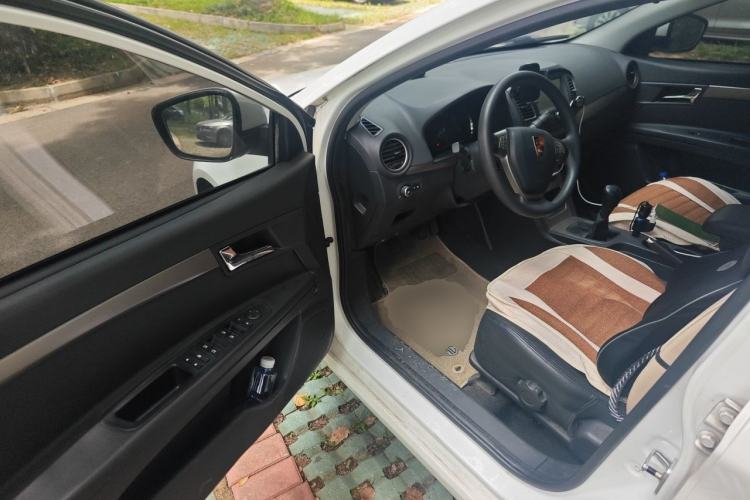Used Roewe 350 2014 1.5L Manual Swift Edition Driver Seat