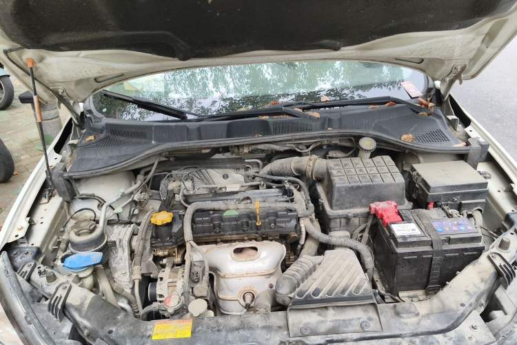 Used Roewe 350 2014 1.5L Manual Xunchi Edition Engine Bay