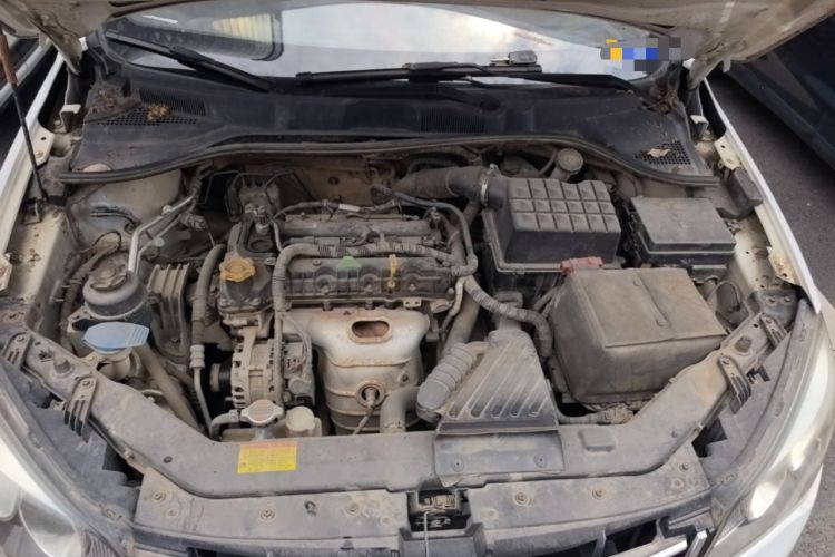 Used Roewe 350 2014 1.5L Automatic Xunda Edition Engine Bay