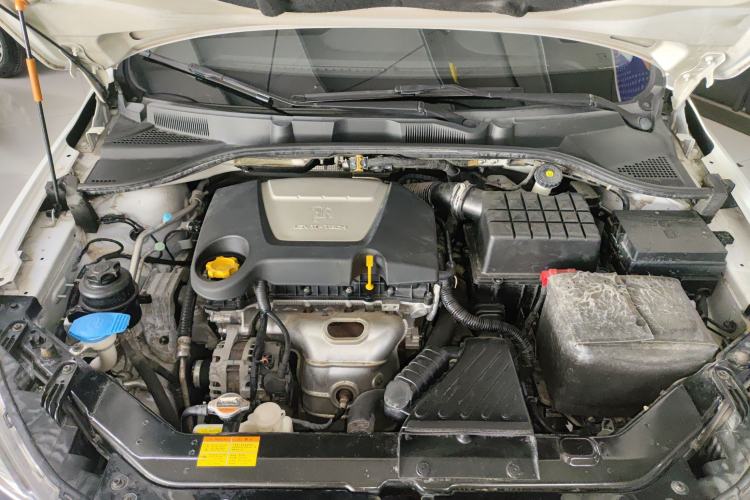 Used Roewe 350 2014 1.5L Automatic Xunyue Version Engine Bay