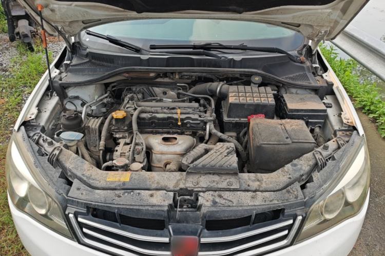 Used Roewe 350 2014 1.5L Automatic Xunda Edition Engine Bay