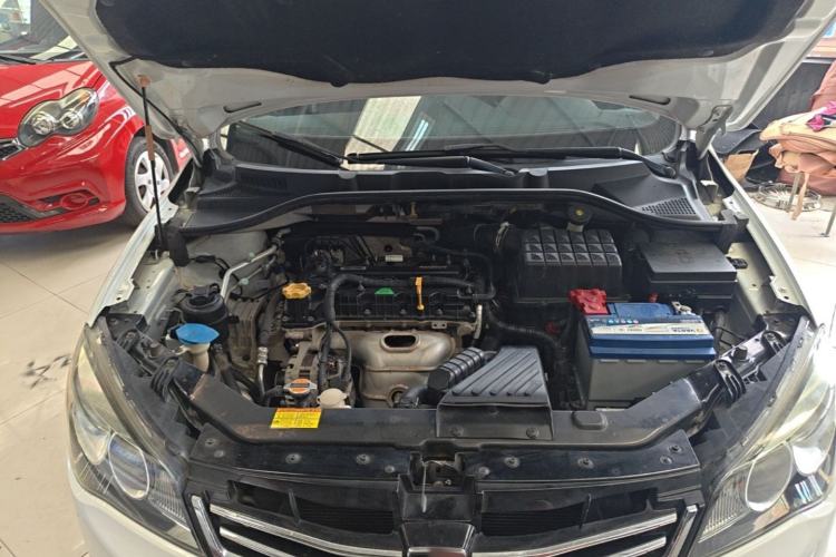 Used Roewe 350 2014 1.5L Manual Swift Edition Engine Bay