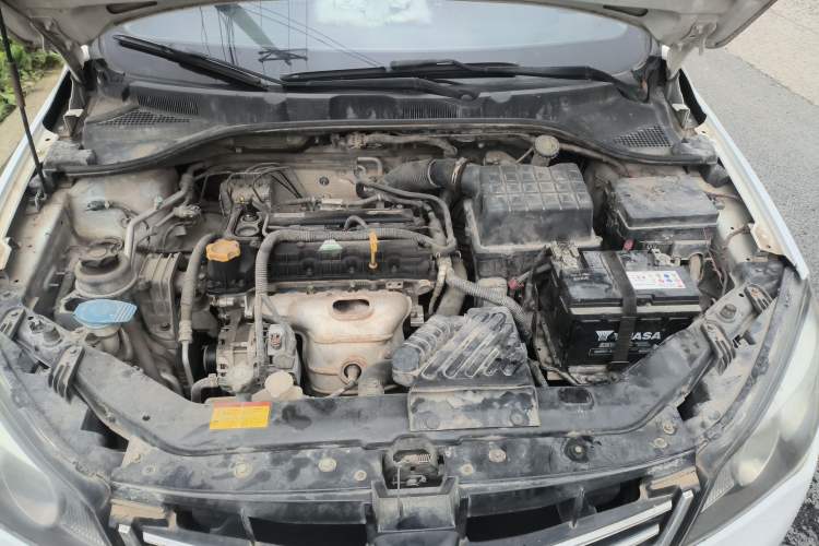 Used Roewe 350 2014 1.5L Manual Xunchi Edition Engine Bay